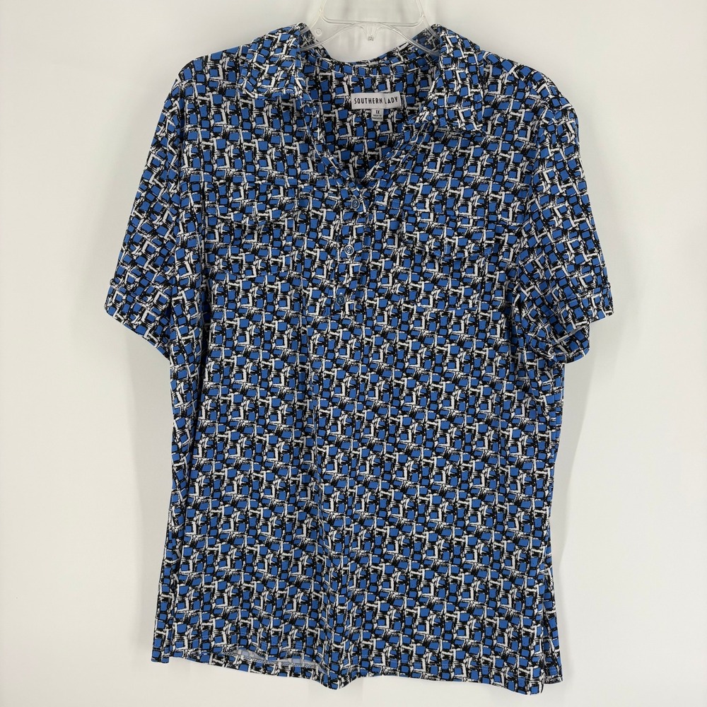 Southern Lady 1X Blue White Geometric Print Short Sleeve‎ Button Up Shirt